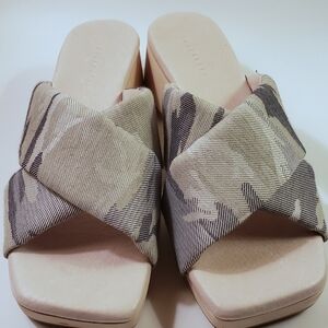 Sanctuary Lively Square Toe Wood Block Heel Slides Cross Straps Womens Shoes